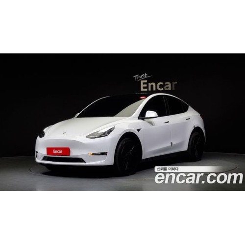 Tesla Model Y 2022 г.