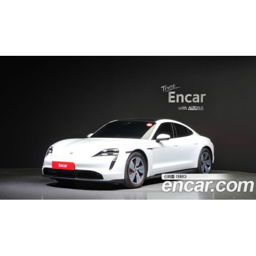 Porsche Taycan 2021 г.