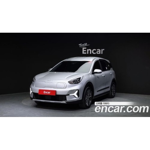 KIA Niro 2023 г.