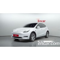 Tesla Model Y 2024 г.