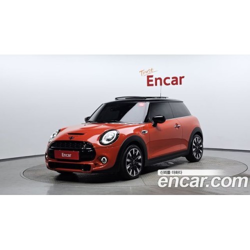 Mini Cooper 2021 г.