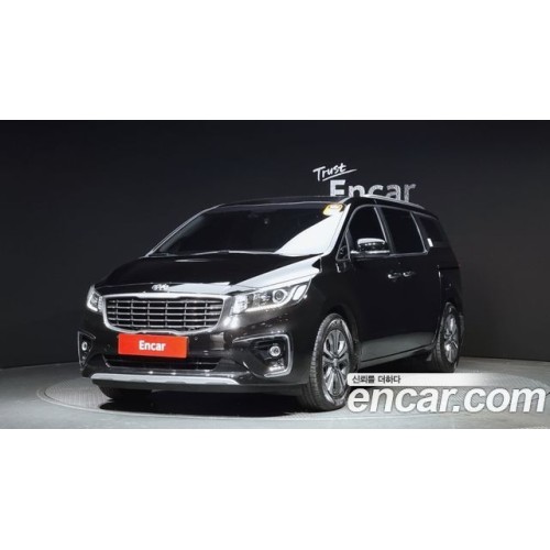 KIA Carnival 2020 г.