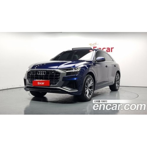 Audi Q8 2021 г.