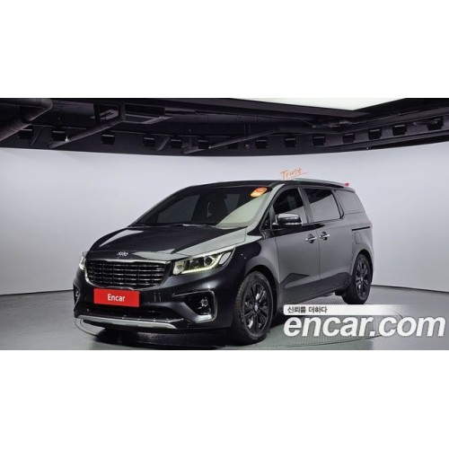 KIA Carnival 2019 г.