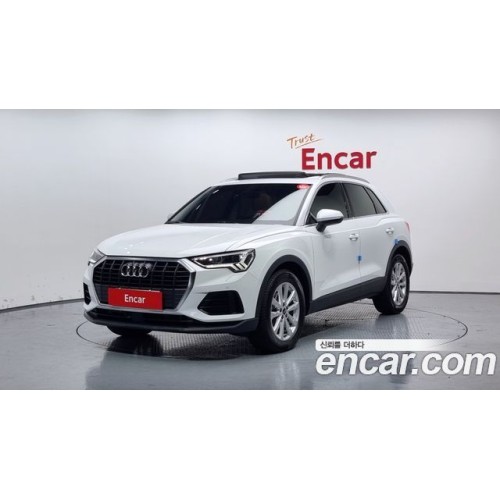 Audi Q3 2022 г.