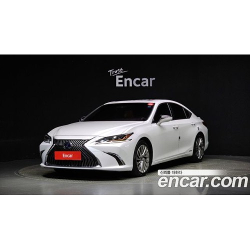 Lexus Is 2020 г.