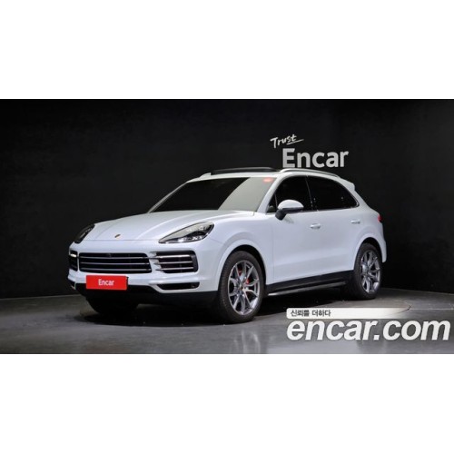 Porsche Cayenne 2020 г.