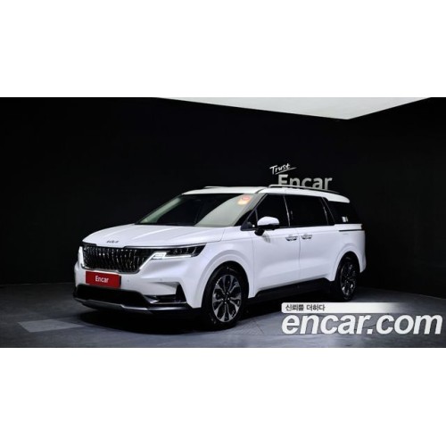 KIA Carnival 2023 г.