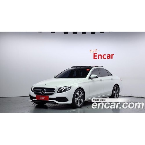 Mercedes Benz E-Class 2019 г.