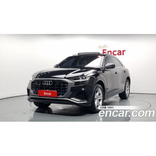 Audi Q8 2021 г.