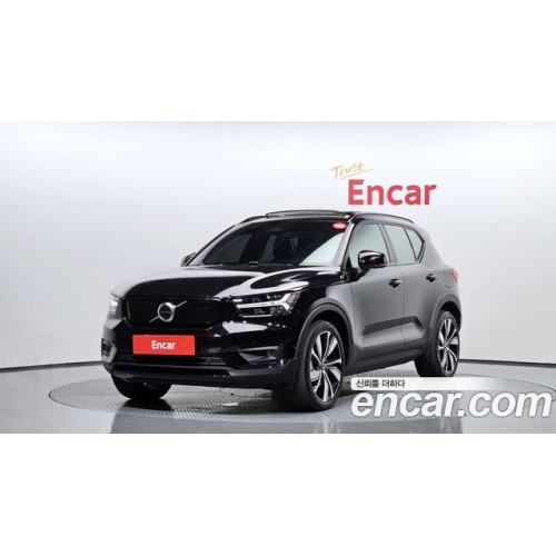 Volvo Xc40 2022 г.