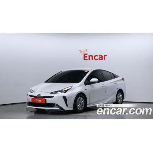 Toyota Prius 2021 г.