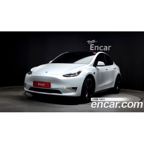 Tesla Model Y 2022 г.