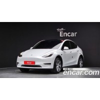Tesla Model Y 2024 г.