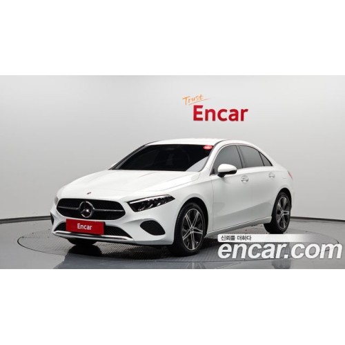 Mercedes Benz A-Class 2024 г.