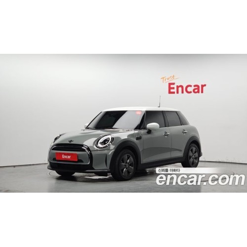 Mini Cooper 2022 г.