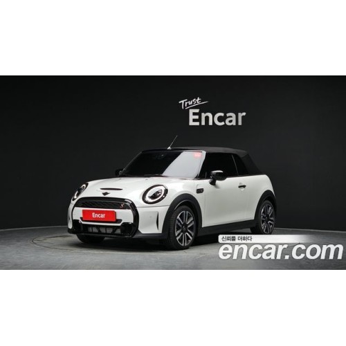 Mini Cooper Convertible 2024 г.