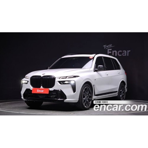 BMW X7 2024 г.