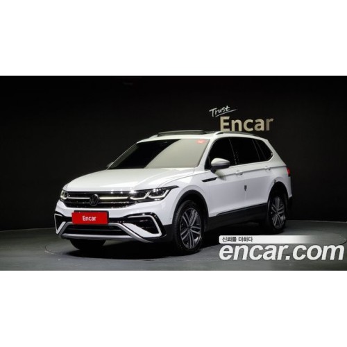 Volkswagen Tiguan 2023 г.