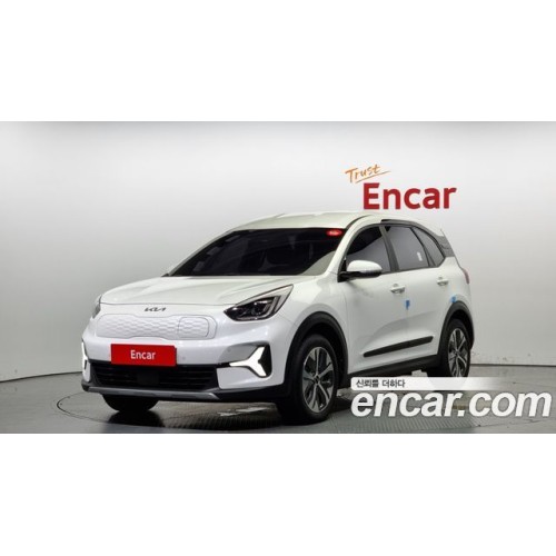 KIA Niro 2023 г.