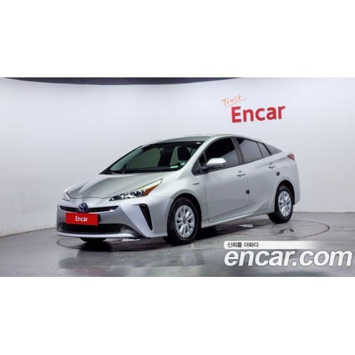 Toyota Prius 2019 г.