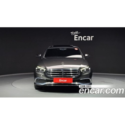 Mercedes Benz E-Class 2021 г.