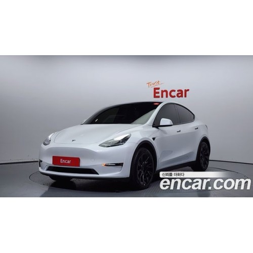 Tesla Model Y 2022 г.