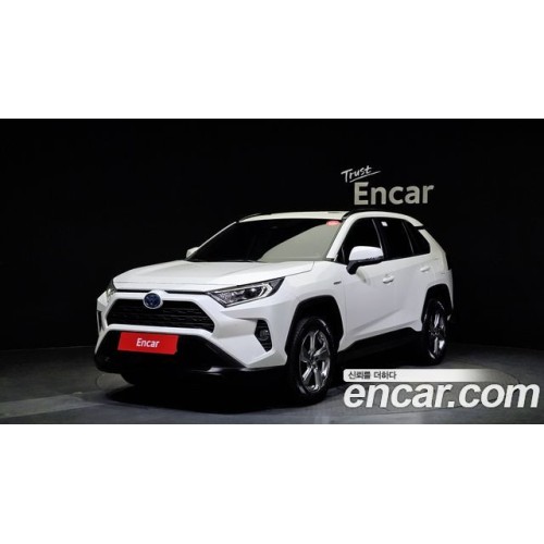 Toyota Rav4 2021 г.