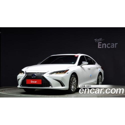 Lexus Is 2020 г.