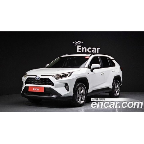 Toyota Rav4 2021 г.