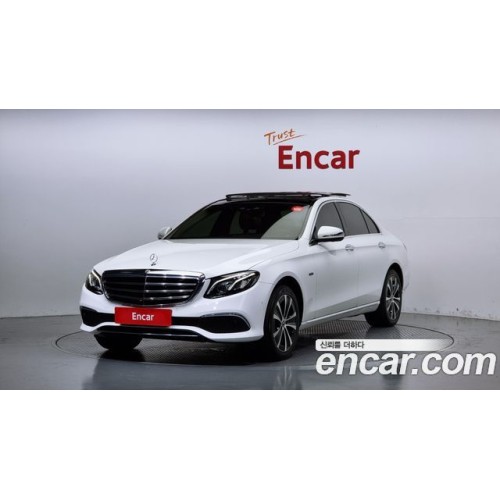 Mercedes Benz E-Class 2019 г.