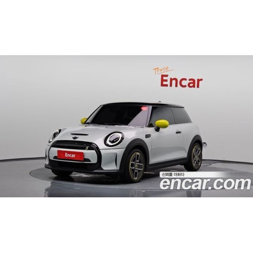 Mini Cooper 2023 г.