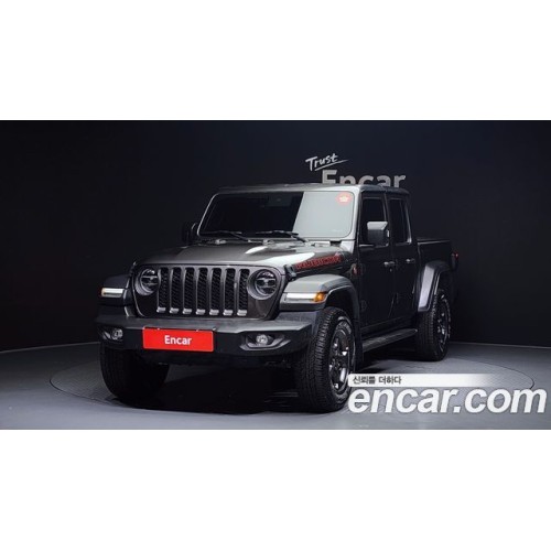 Jeep Gladiator 2022 г.