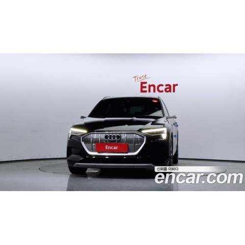 Audi E-Tron 2020 г.