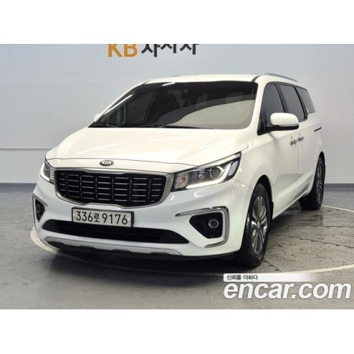 KIA Carnival 2020 г.