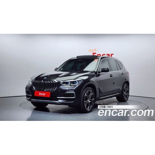 BMW X5 2021 г.